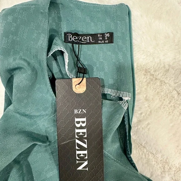 Teal Long Sleeve Maxi Dress - Picture 5 of 5